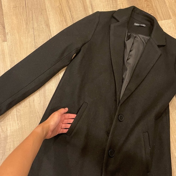 Notched Collar Classic Coat - Picture 12 of 15